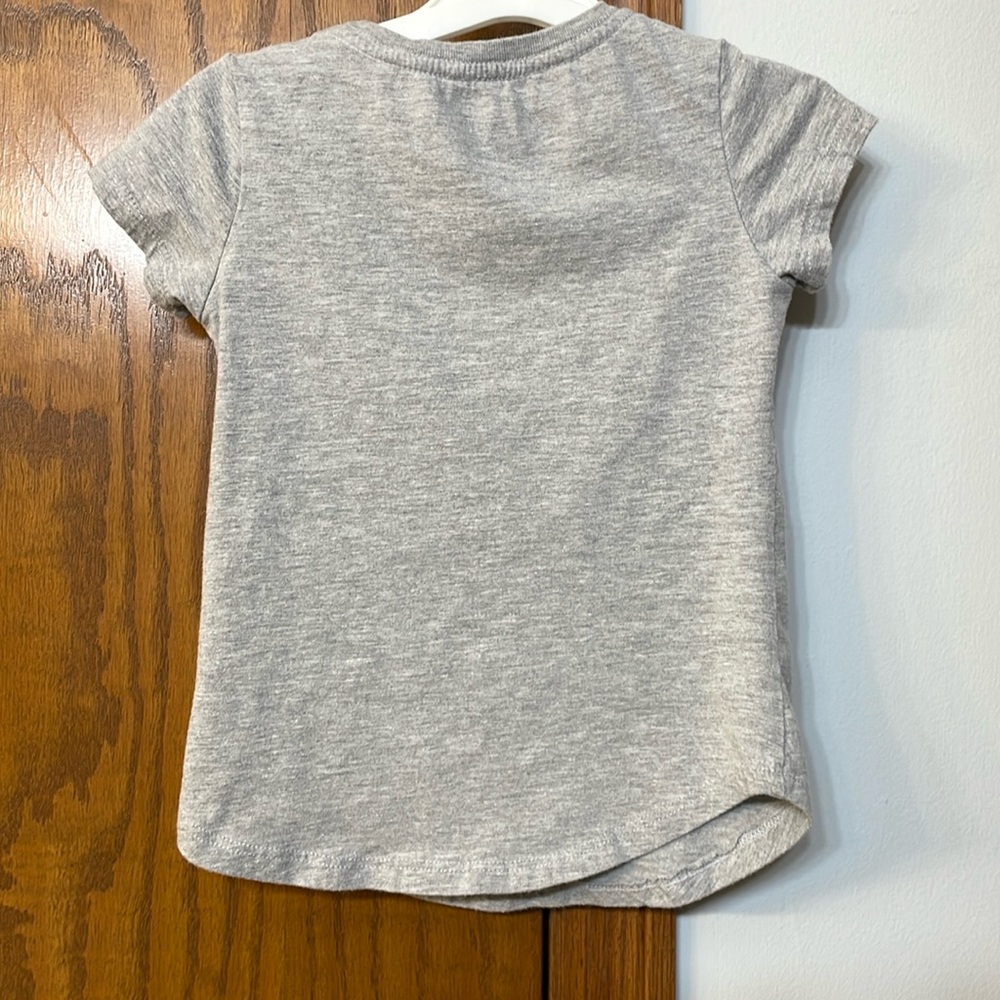 DISNEY FROZEN UGC Girls Size 6 graphic character shirt Short Sleeve Elsa Anna - Picture 5 of 10
